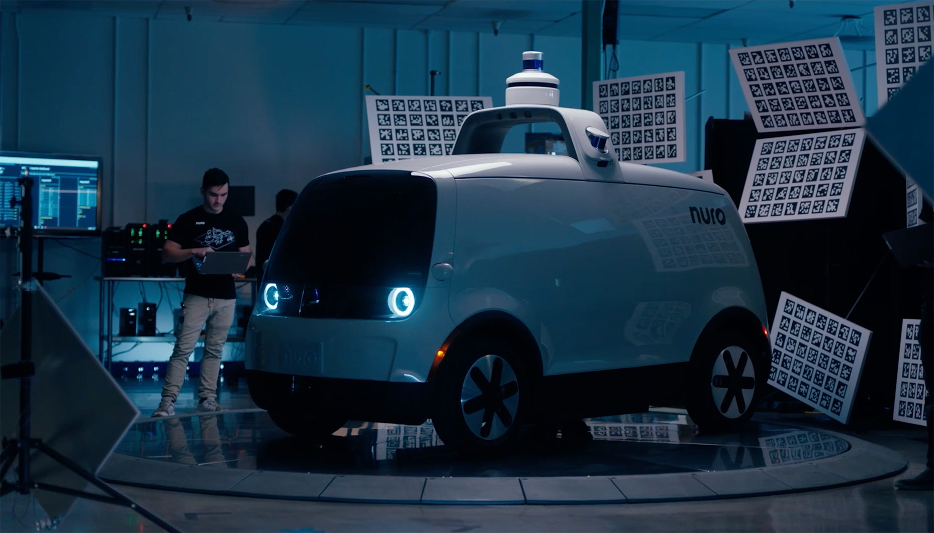 Nuro Shifts Focus to Licensing Autonomous Technology, Ceases Production of Delivery Vehicles